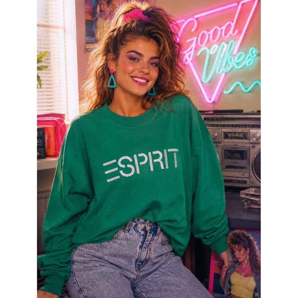 Esprit Green Embroidered Logo Crewneck Sweatshirt NWT XS - Picture 3 of 5